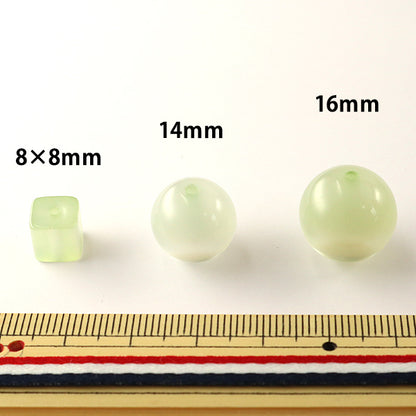 ドイツ製ビーズ 『ポラリスビーズ クリーム 8x8mm』