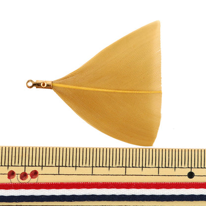 Материал аксессуаров "Пеховые части 2 Треугольники 2 Золотые GM-B-2D"