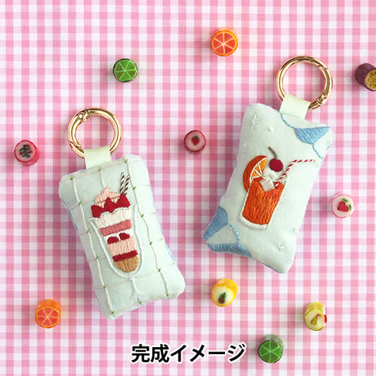 刺しゅうキット 『SUZURANDOUの美味しそうな刺繍キット ときめきカフェタイムの刺繍チャーム PHC-134-2』 Piece ピース