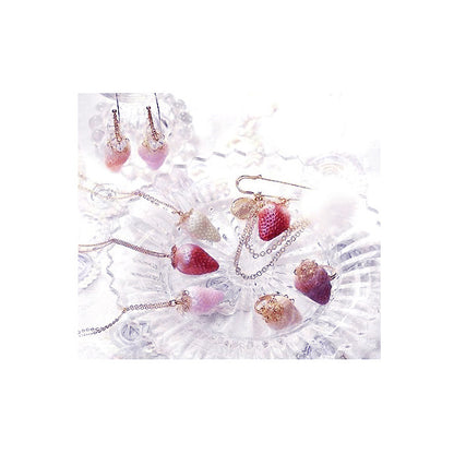 粘土レジン用型 『クレイジュエリー型抜き いちご立体型 (小) 259』 日清アソシエイツ