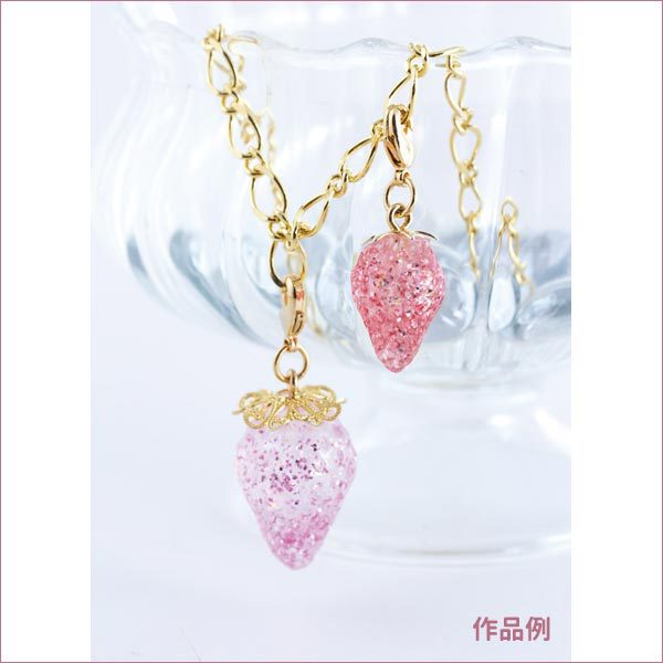 粘土レジン用型 『クレイジュエリー型抜き いちご立体ミニ 389』 日清アソシエイツ