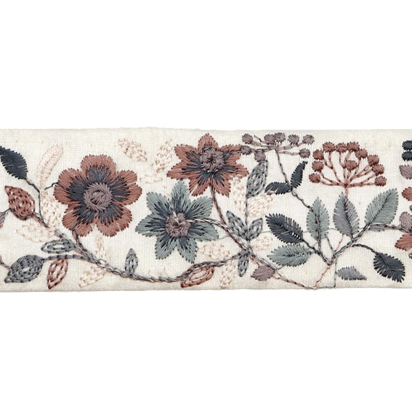 【数量5から】 手芸ブレード 『2023 インド刺繍ブレード ホワイト×ブラウン 46264A』