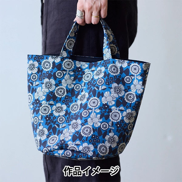 数量5から】 生地 『オックス Linnea 北欧花柄 ブルー YKA-26000-2C